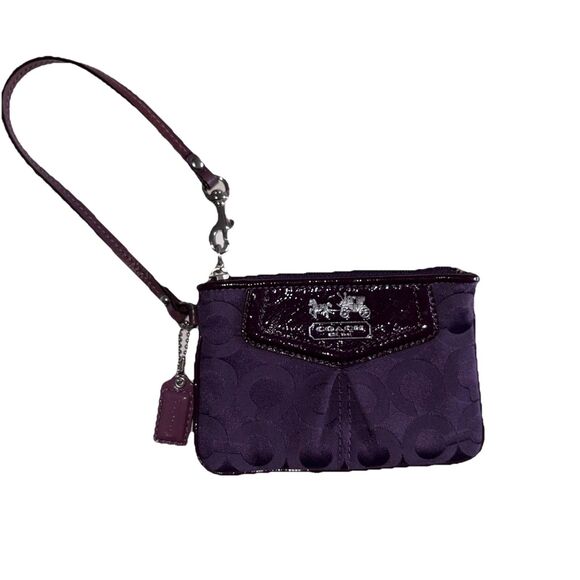 Coach Madison Purple Op Art Wristlet Clutch Classic Jacquard Leather Charm - Picture 1 of 5